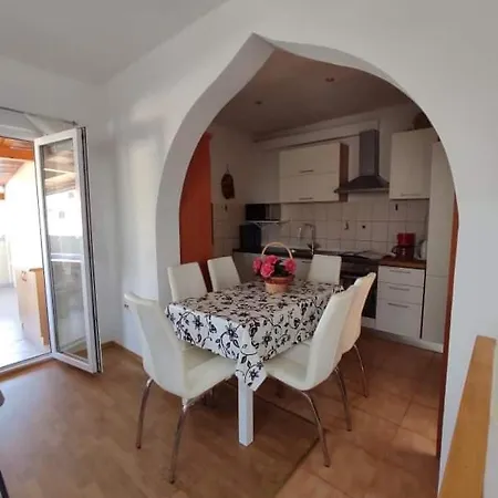 Amans Appartamento Pola