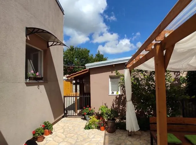 Amans Διαμέρισμα