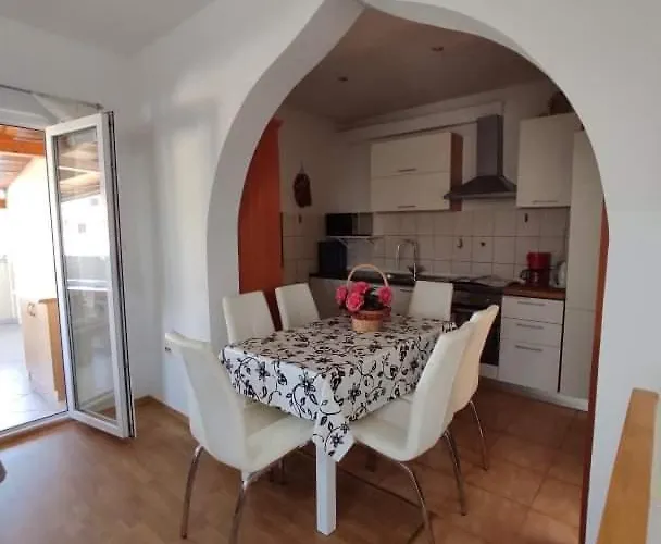 Amans Apartamento Pula