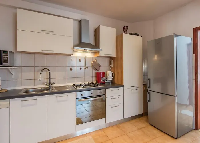 Apartment Amans Pula